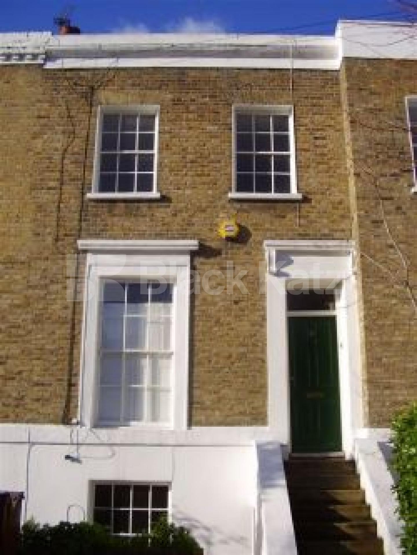 			3 Bedroom, 1 bath, 1 reception Apartment			 Culford Road, ISLINGTON N1 N1